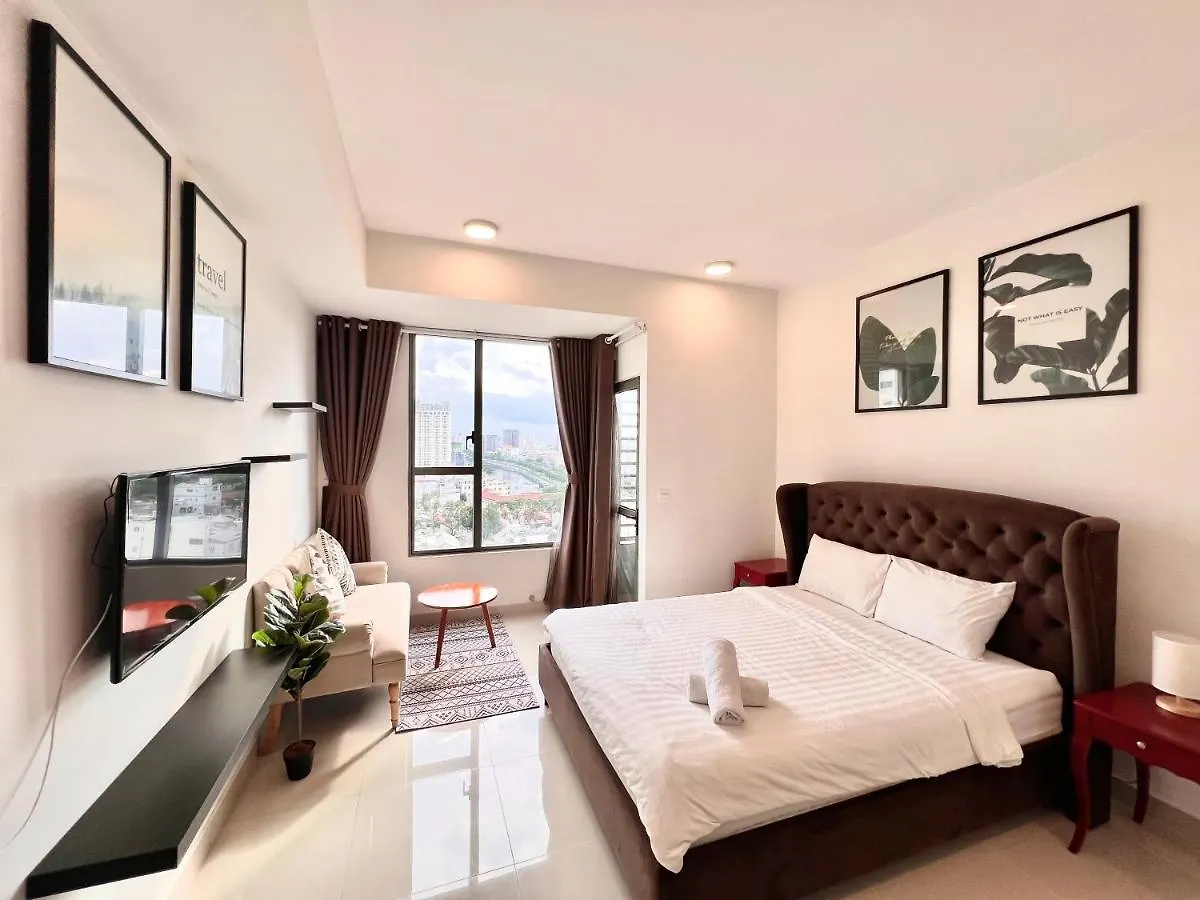 Spacious Saigon - Infinity Pool Signature Ho-Chi-Minh-Stadt Apartment