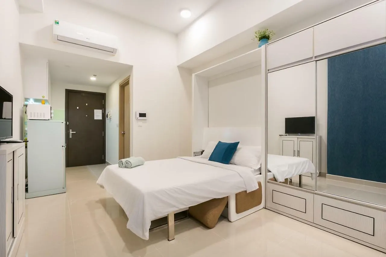 Spacious Saigon - Infinity Pool Signature Ho-Chi-Minh-Stadt Apartment